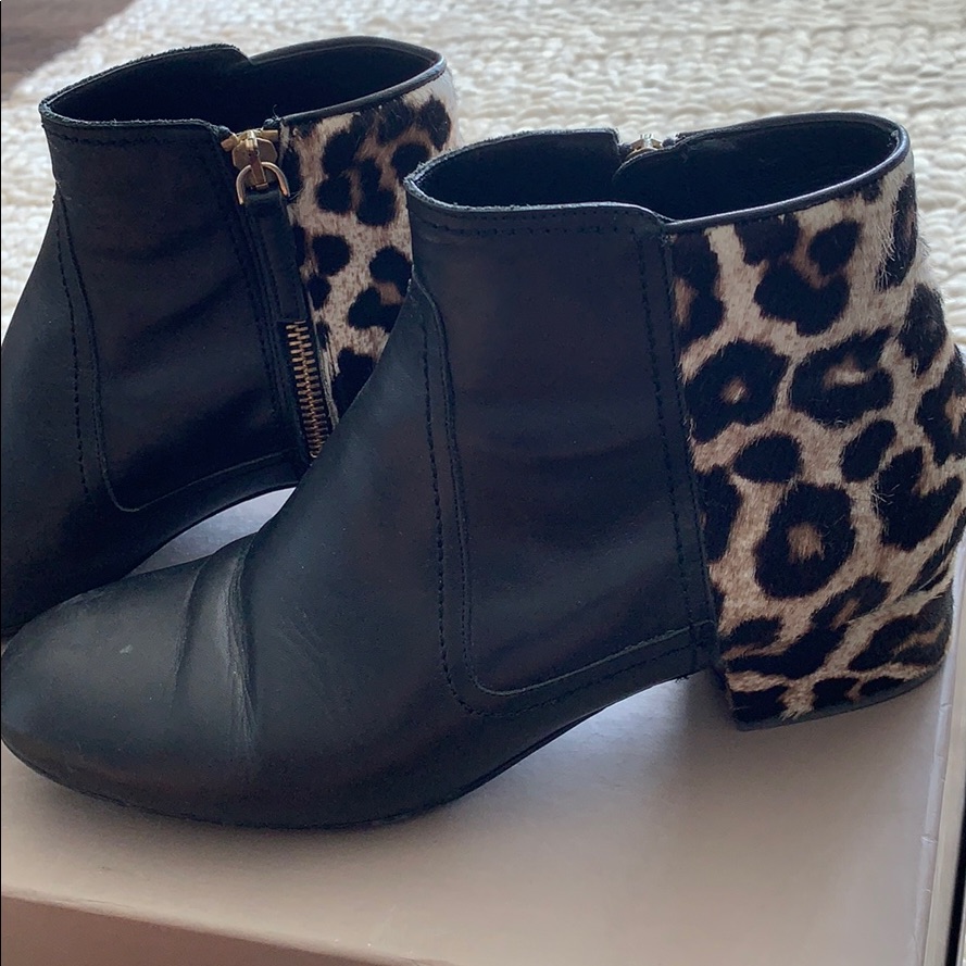 Massimo Dutti Animal Print Booties